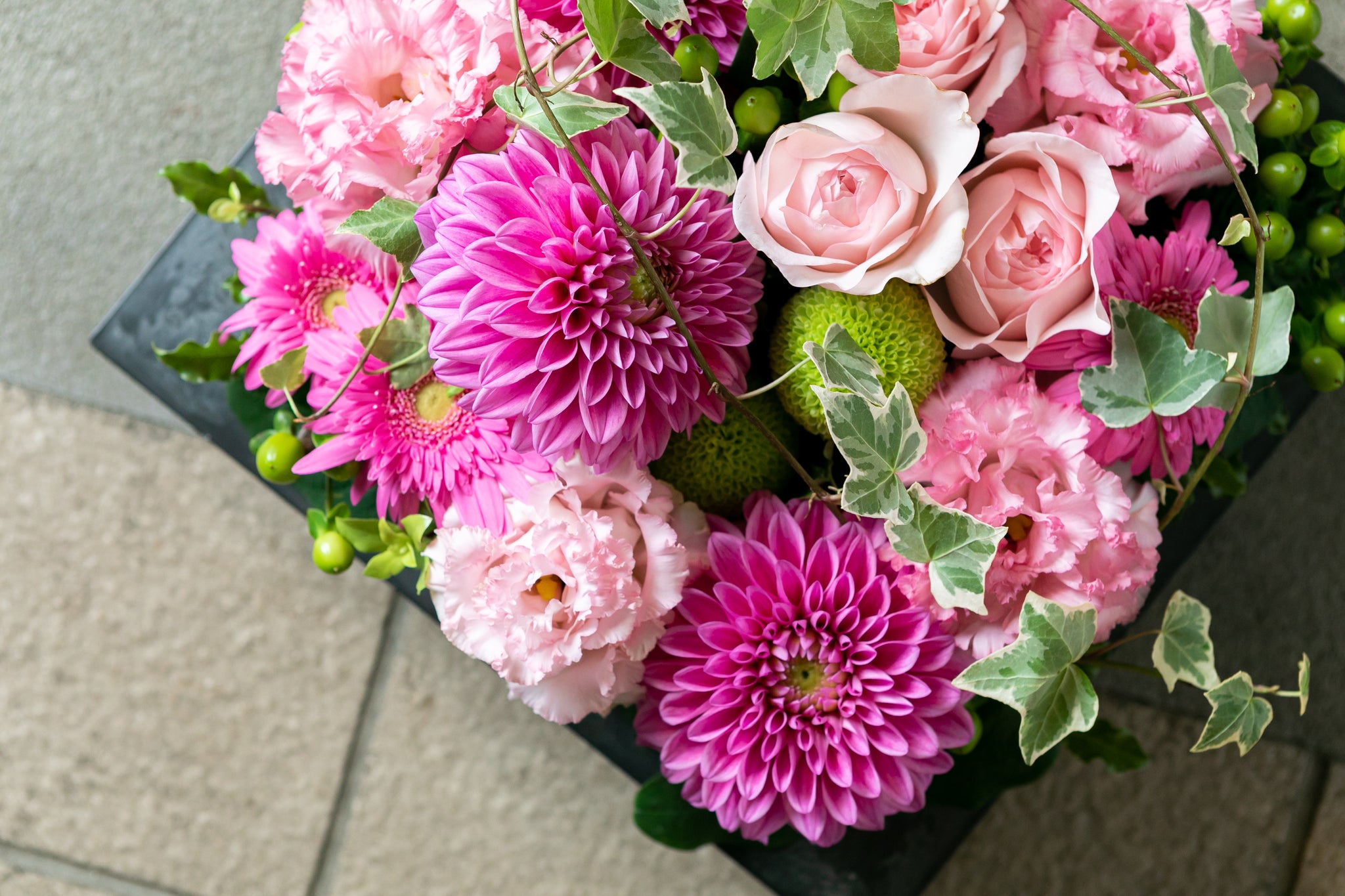 ハンドメイド ✳︎ アレンジメント ✳︎ 造花 ✳︎アートフラワー✳︎22＆28＆33 造花・アートフラワーアレンジメント】アジアンオーキッド｜造花